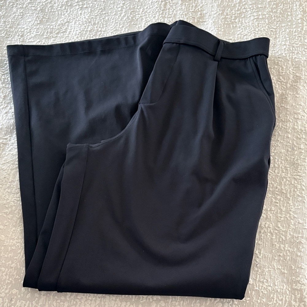 HALARA Midnight Black Flare Pants